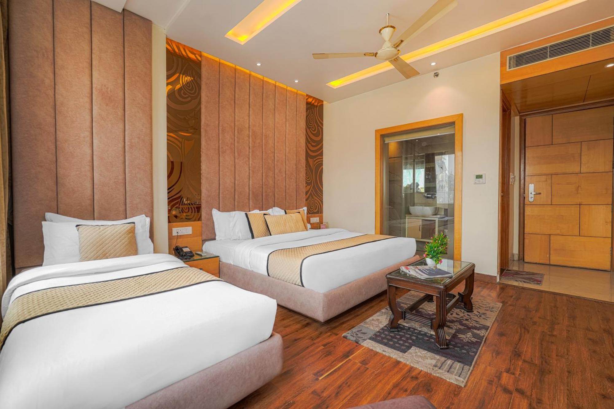 Csjs Inn Hotel Amritsar Exterior foto